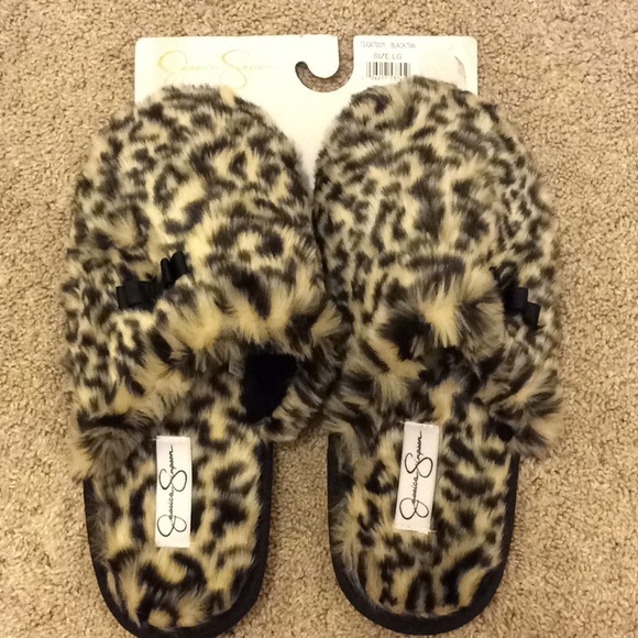 jessica simpson leopard slippers